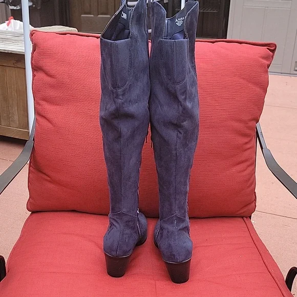 CARLOS by Carlos Santana Navy Suede Floral Over-the-knee Boots, 9.5 M - Picture 4 of 5